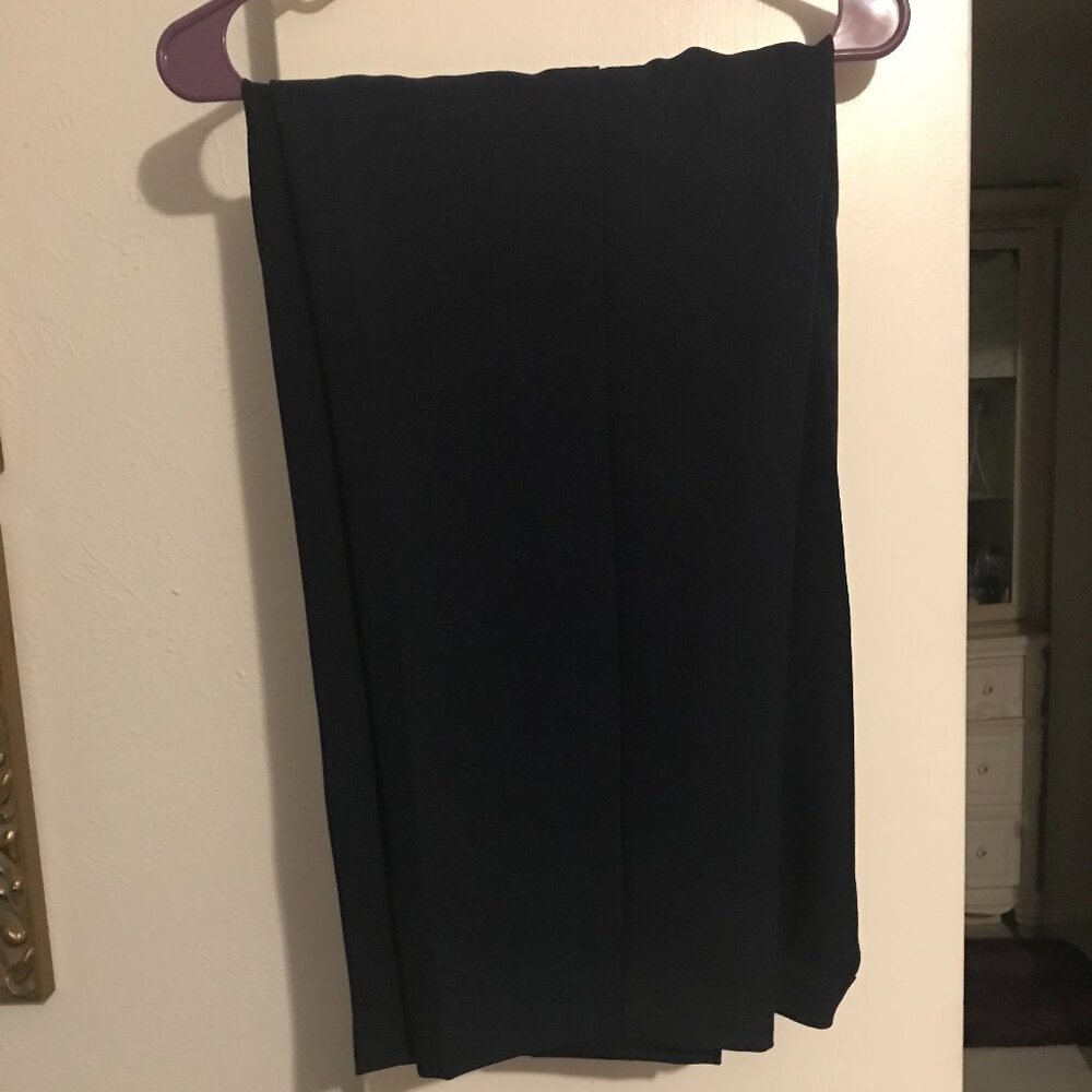 Bend Over brand navy blue pants, size 22W, new condition.